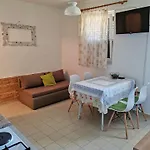 Διαμέρισμα Apartments Simuni Šimuni