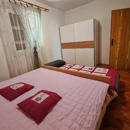 Apartmán Apartments Simuni Šimuni
