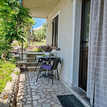 Apartamento Apartments Simuni Šimuni