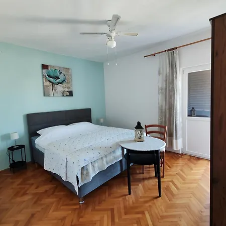 Apartments Simuni