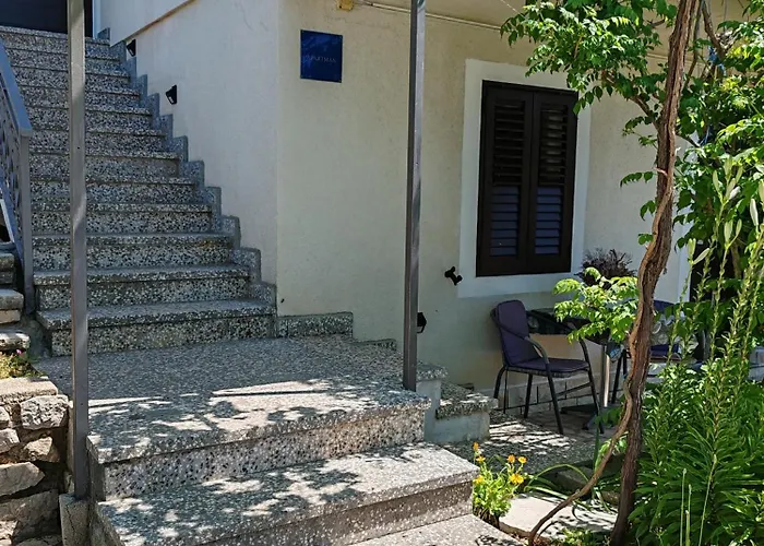 Apartments Simuni Šimuni